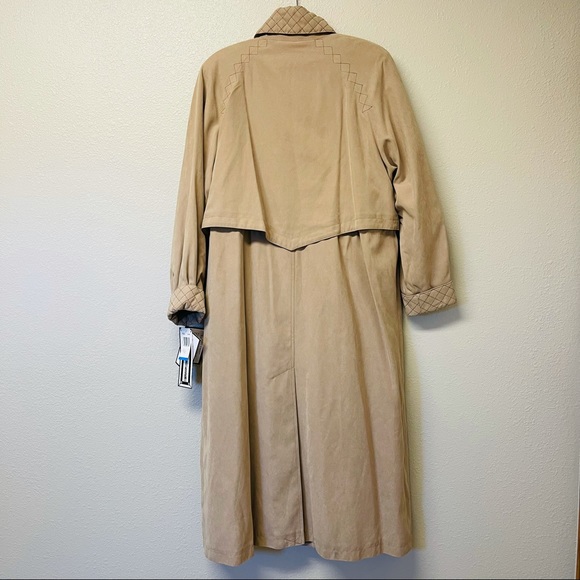 Fleet Street Vintage Rain Trench Coat - Picture 2 of 15